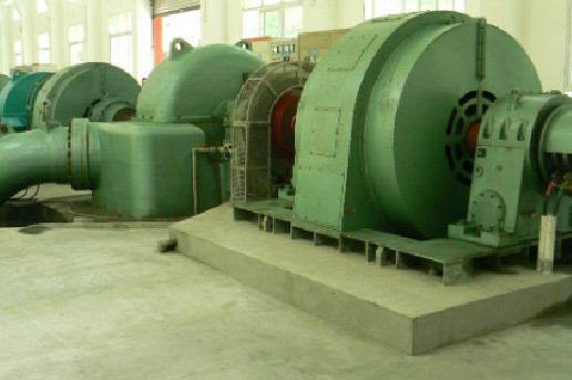 500kw Vertical Pelton Water Turbine Generator 0.6m Runner Diameter